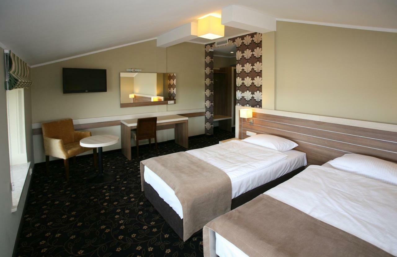 Hotel Delfina Złotoria Εξωτερικό φωτογραφία
